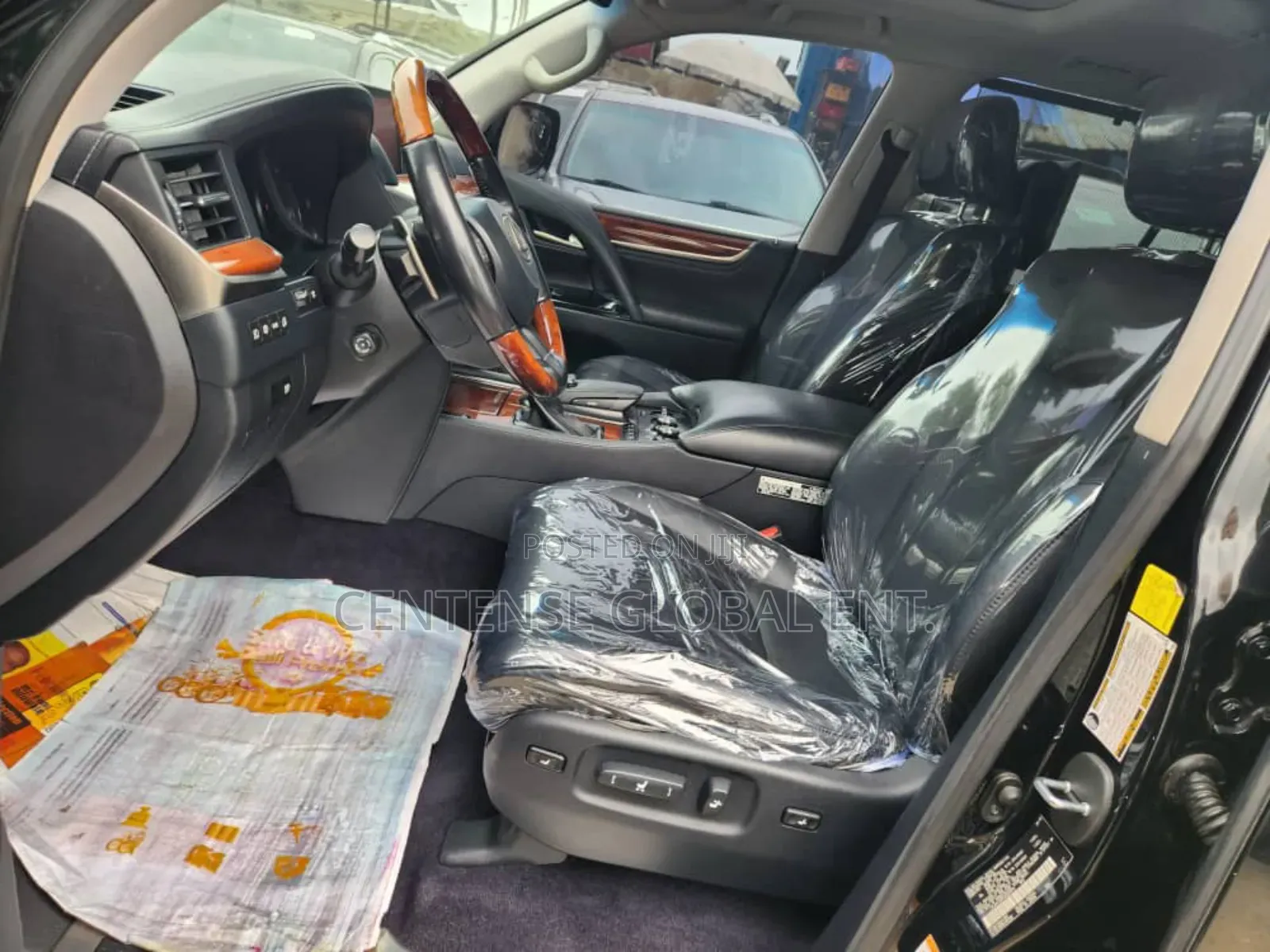 Lexus LX 570 (5 seats) AWD 2018 Black