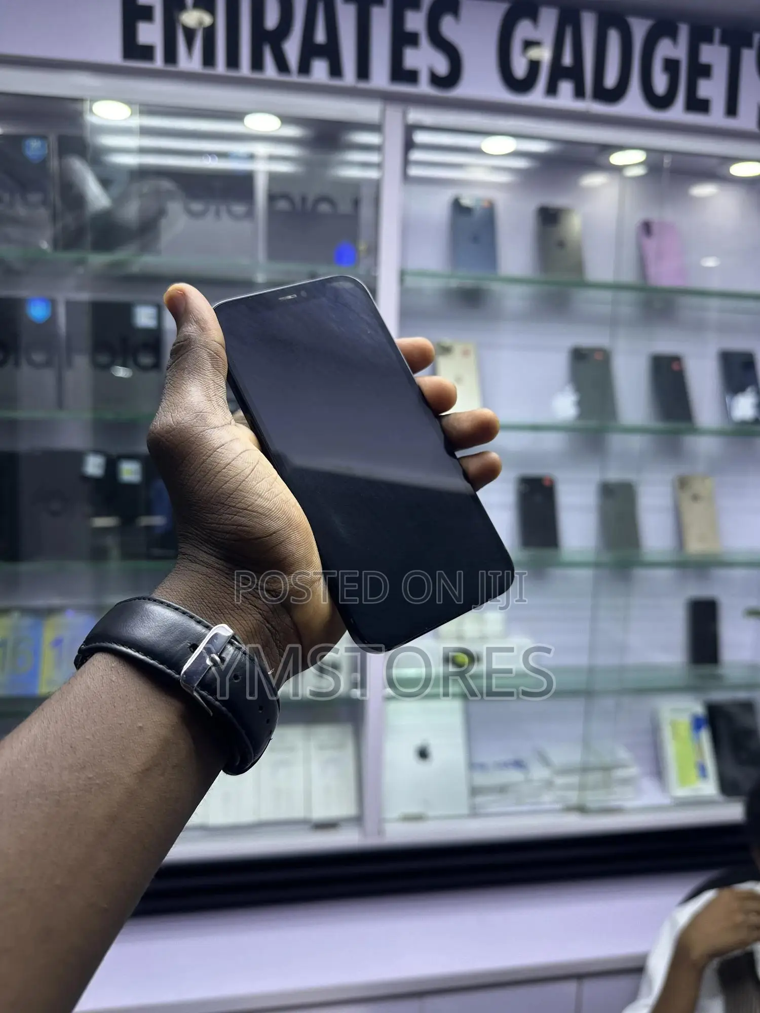 Apple iPhone 12 64 GB Black