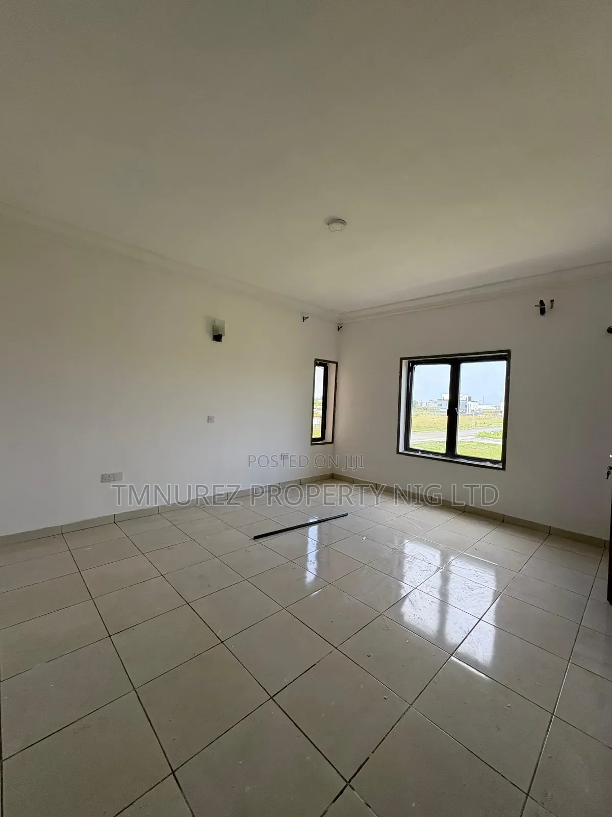 Studio Apartment in Haris Drive, Ikota for rent