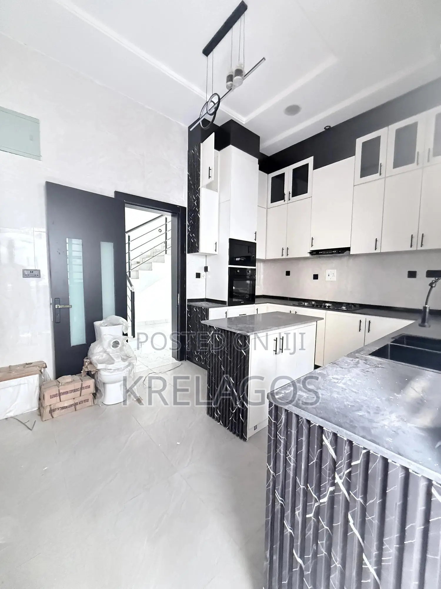4bdrm Duplex in Sangotedo for sale