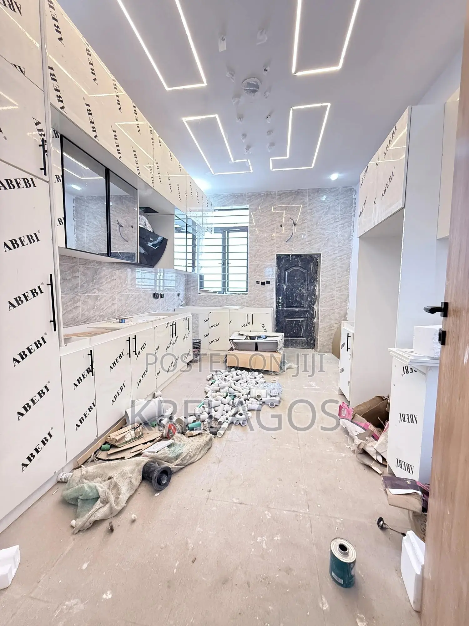 4bdrm Duplex in Ikota for sale