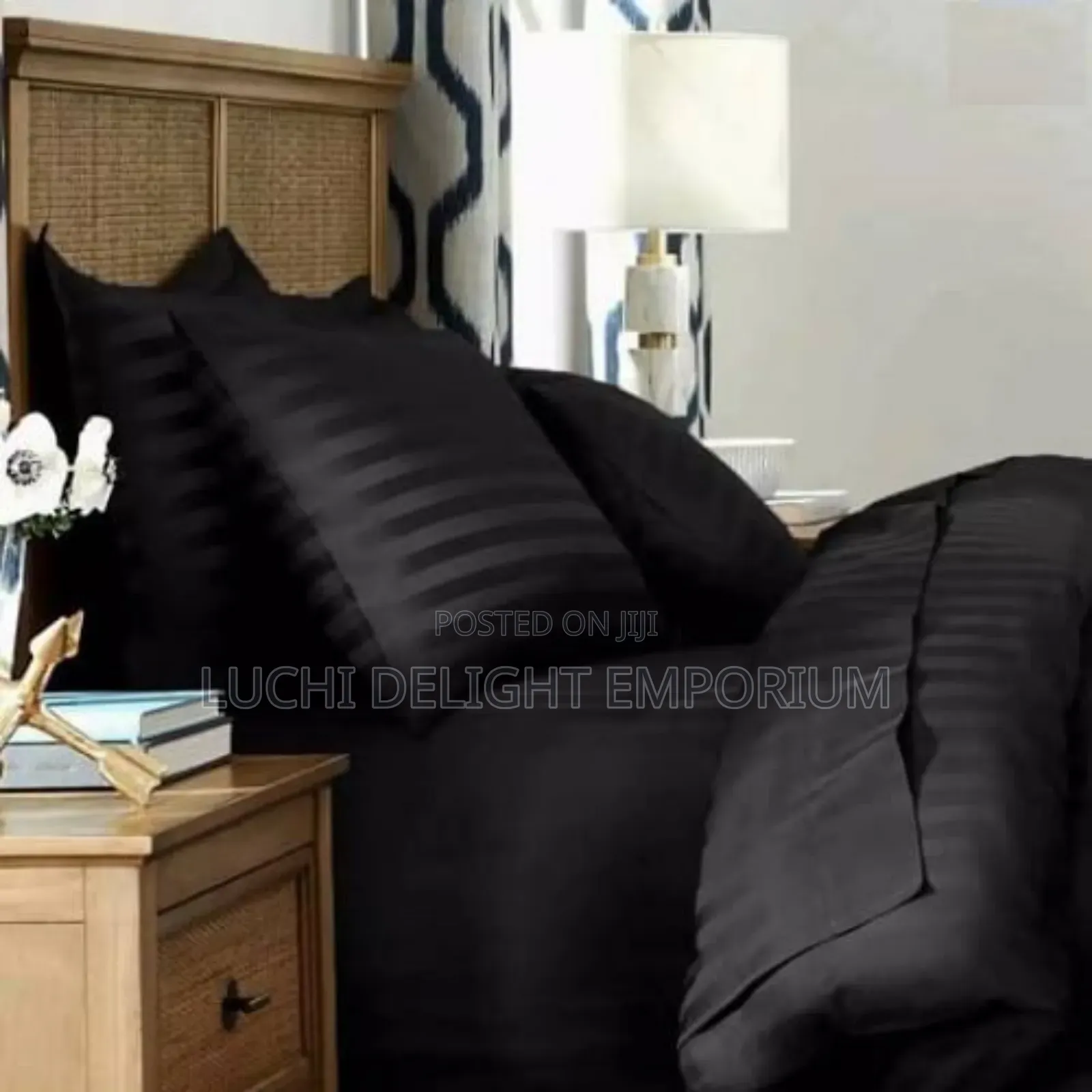 Cozy Luxury Black Striped Cotton Duvet Bedsheet and Pillowcase