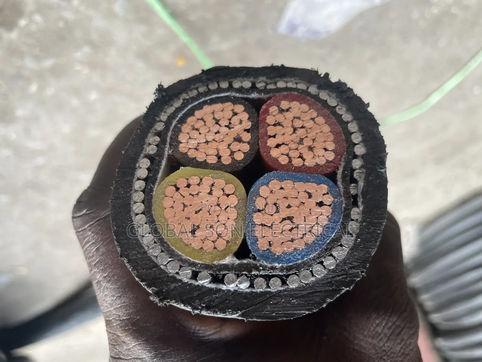 240mm 4core Amord Cable