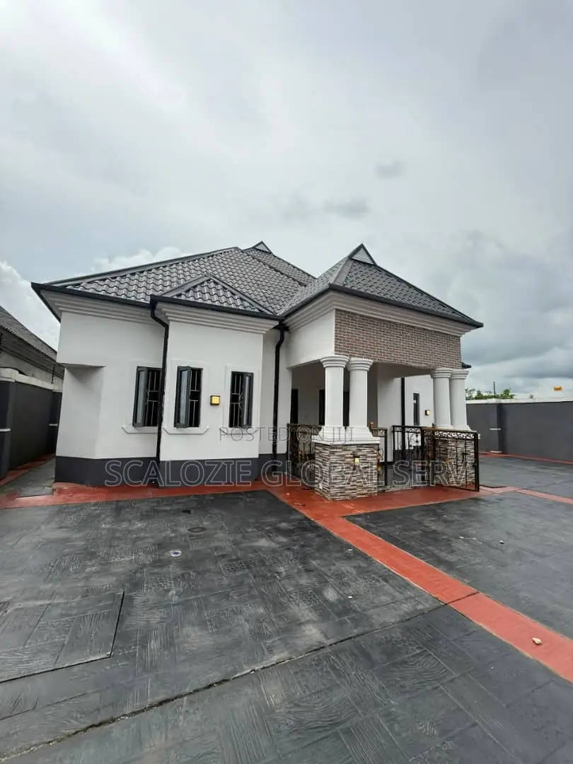 4bdrm Bungalow in Army Range Nddc for sale