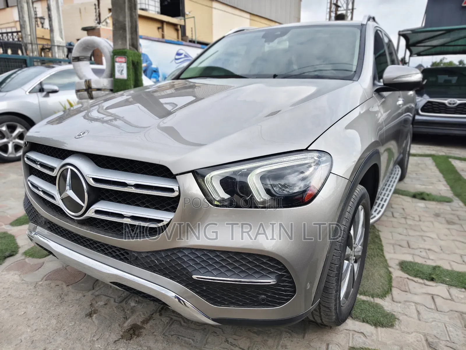 Mercedes-Benz GLE-Class GLE 350 4MATIC 2021 Gold
