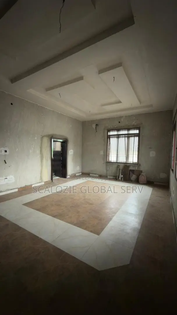 5bdrm Duplex in Peter Odili for sale