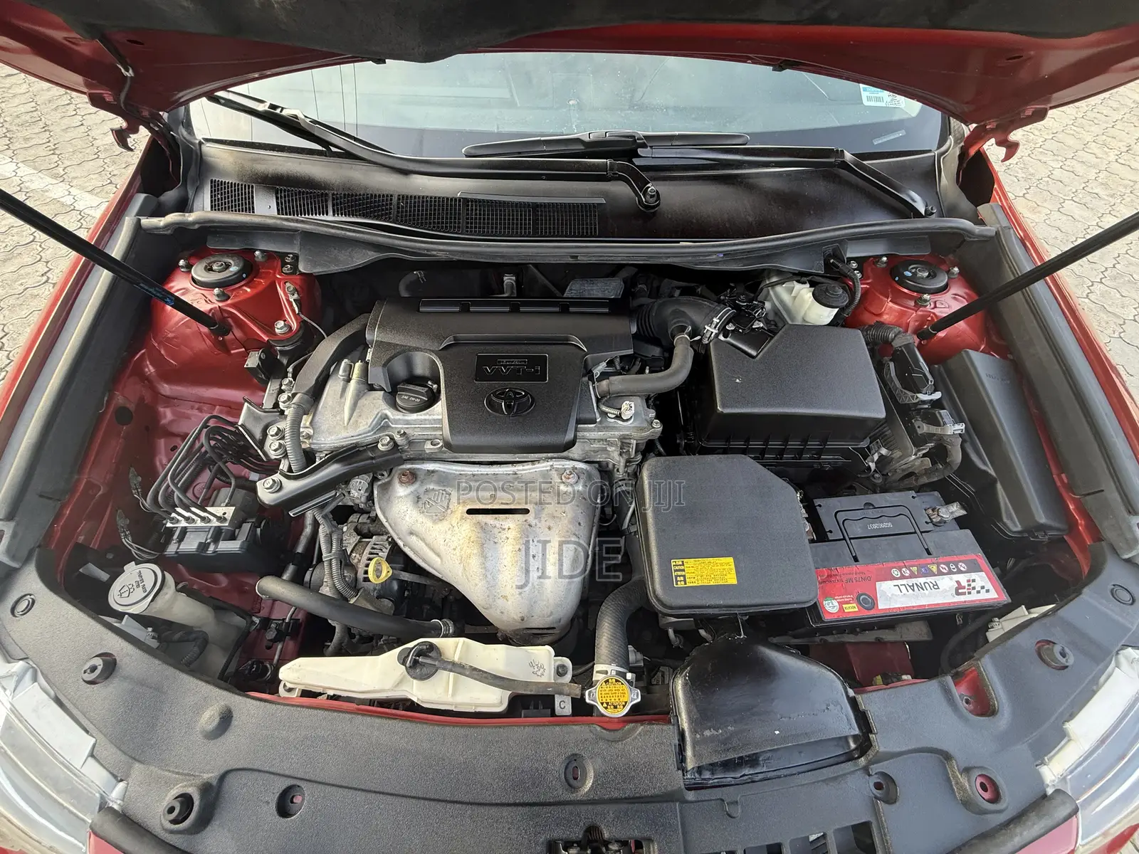 Toyota Camry SE 4dr Sedan (2.5L 4cyl 6A) 2013 Red