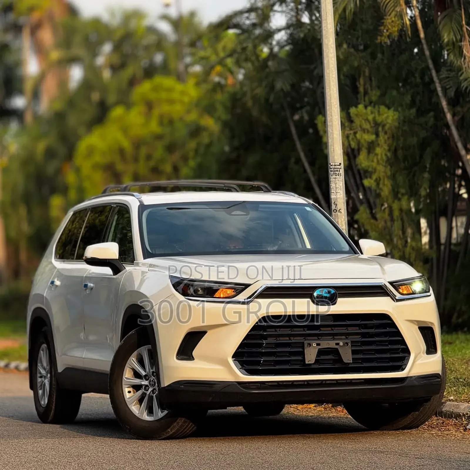 Toyota Highlander XLE AWD 2024 White