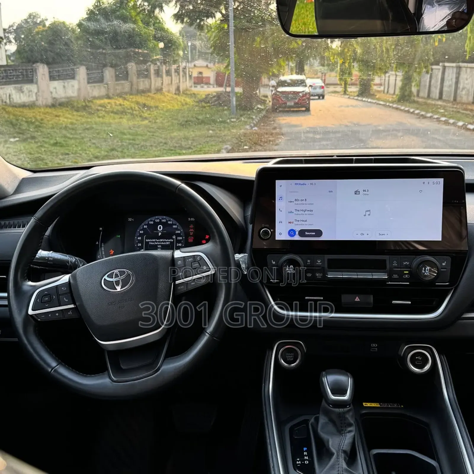 Toyota Highlander XLE AWD 2024 White