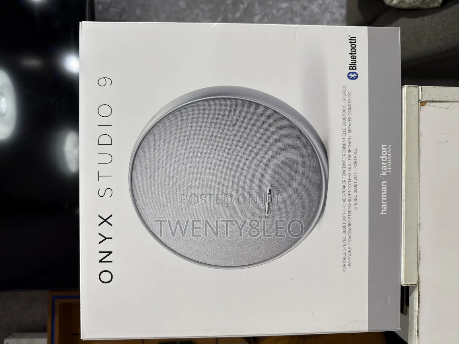 Onyx Studio 9