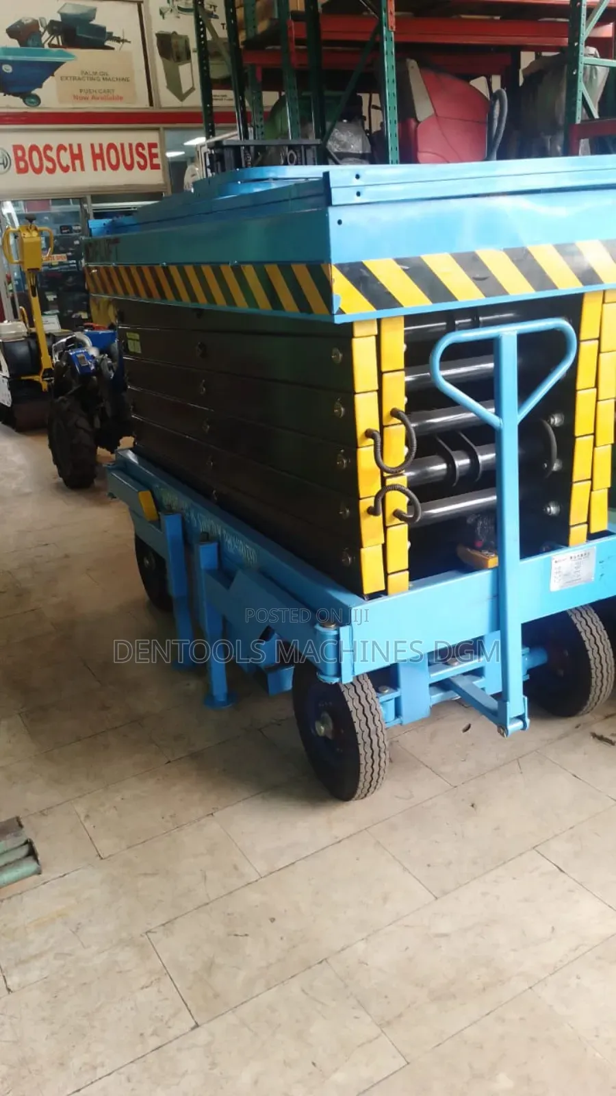 Mobile Scissor Lift 9 Meters