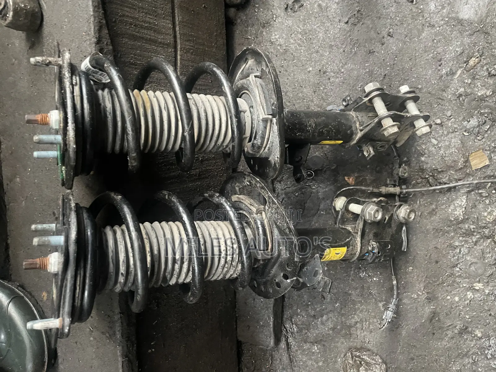 Front Shock for Ford Mustang 2018