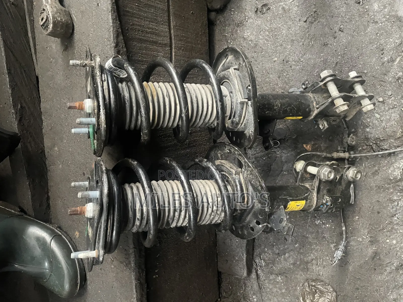 Front Shock for Ford Mustang 2018