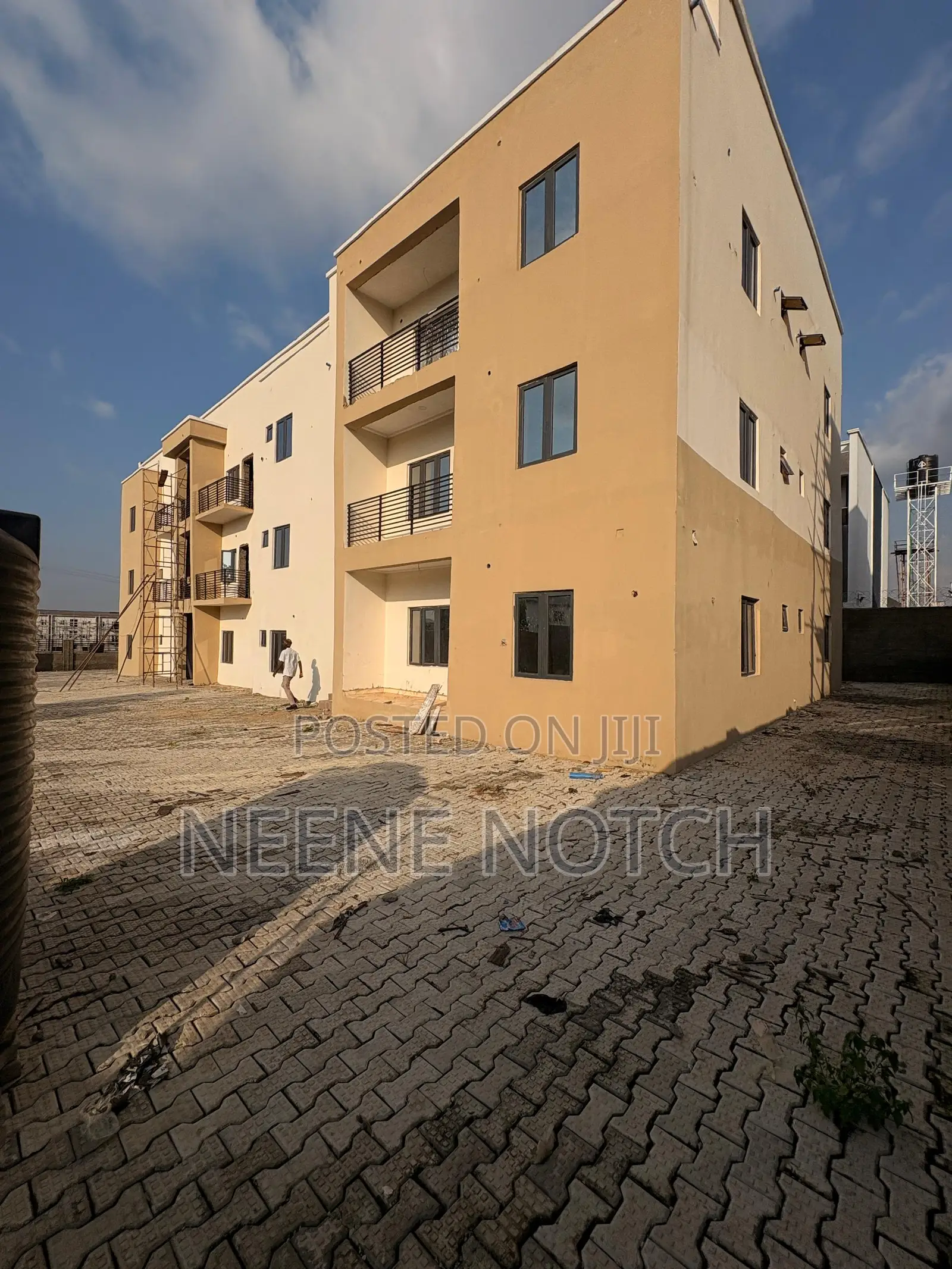 Furnished 2bdrm Block of Flats in Twain Street, Gaduwa for sale