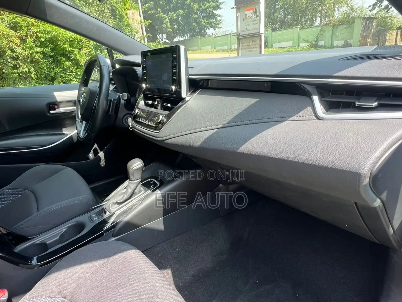 Toyota Corolla SE 2020 White