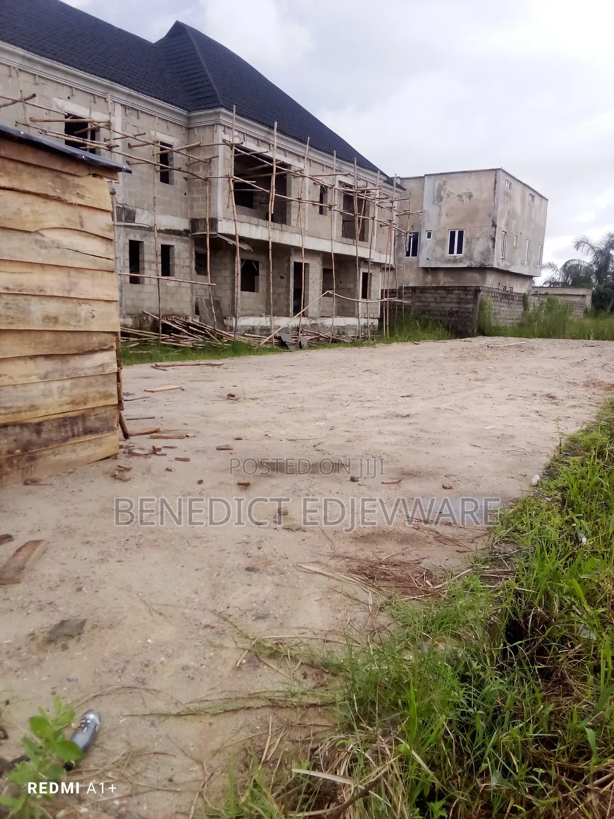 Distress Sale of Land Call in Estate Silver Point Badore Ajah