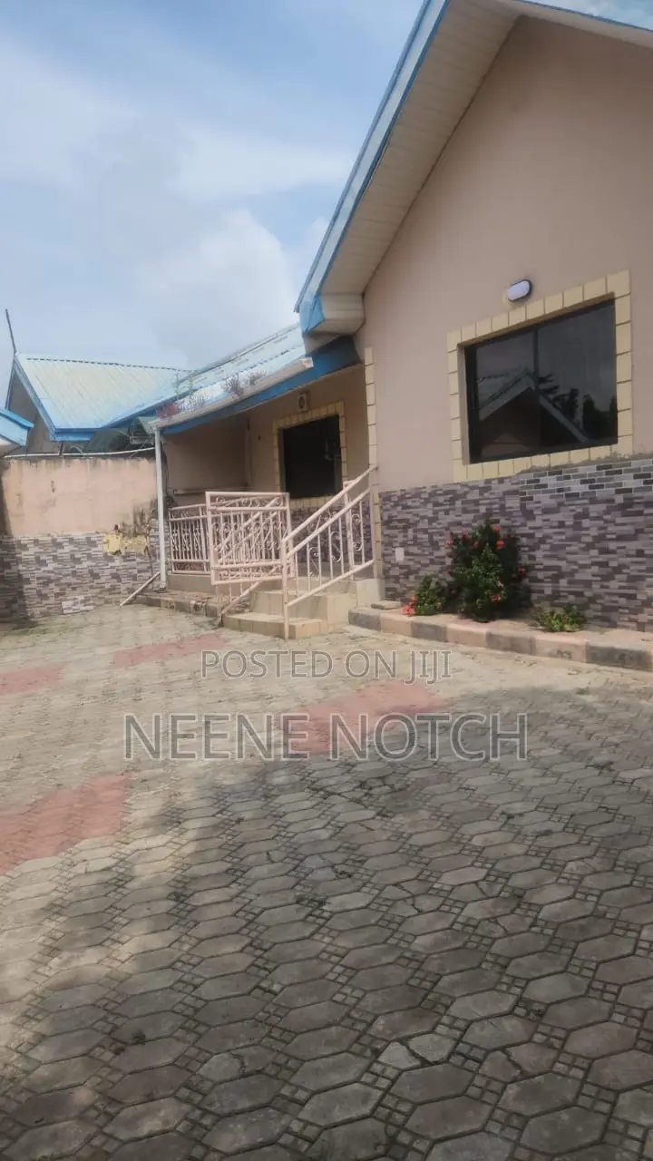 Furnished 3bdrm Bungalow in Suncity Estate, Galadimawa for rent