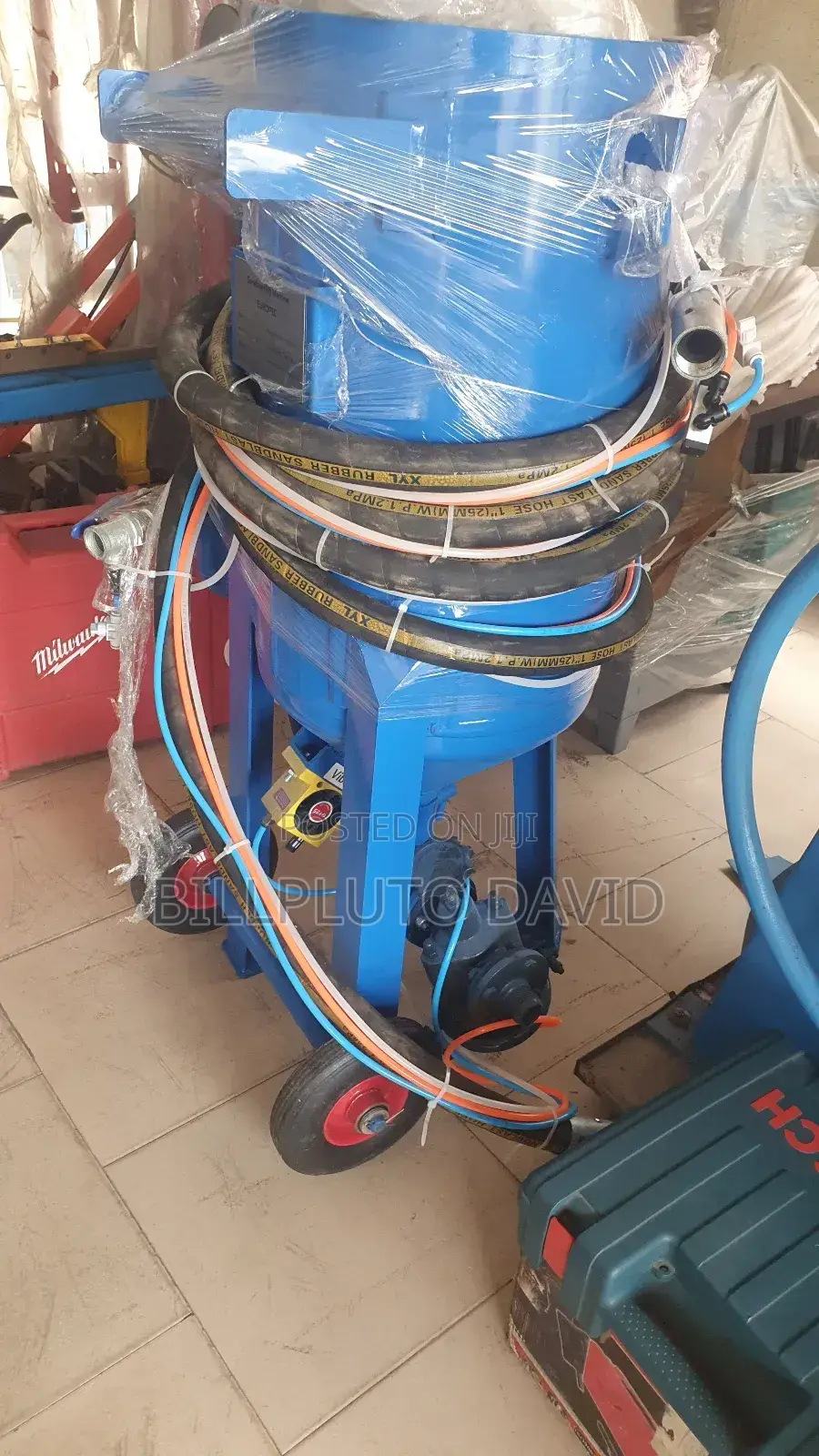 Sandblasting Pot Machine