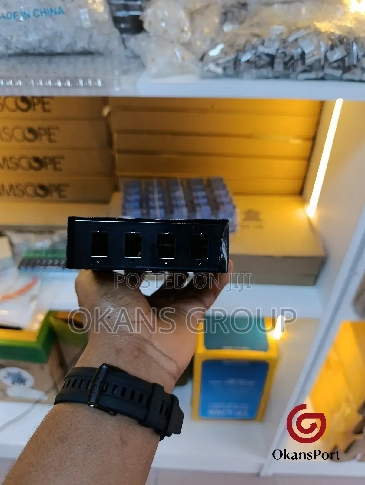 4-Port Fiber Optic Patch Panel Wall/Rack Mount Sc/Lc Enclosure