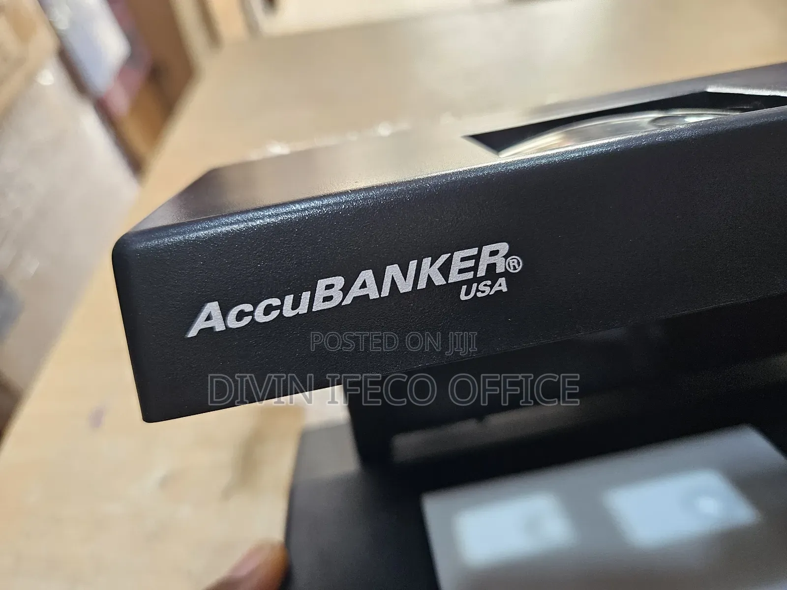 Accubanker Currency Detector