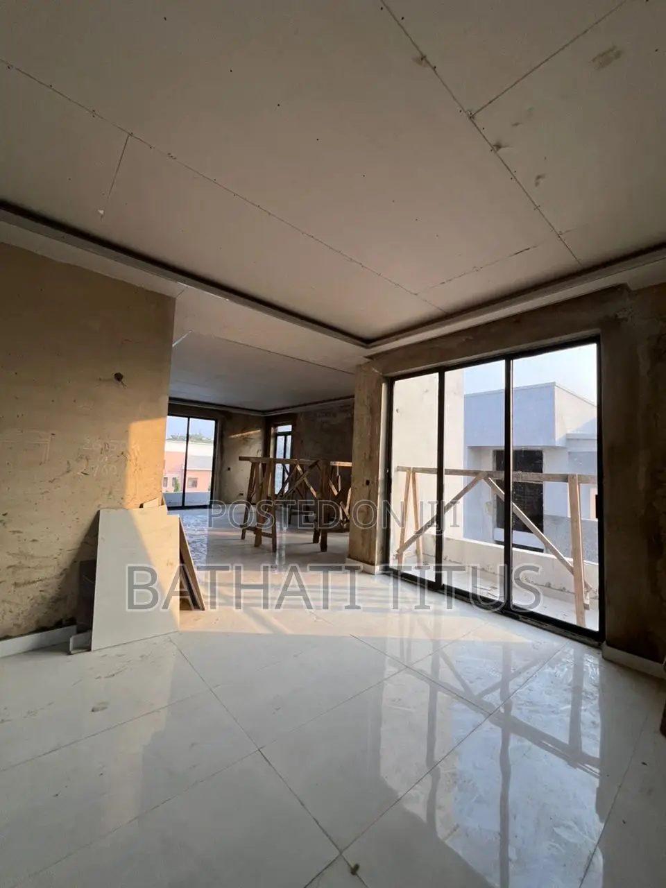 4bdrm Duplex in Life Camp for sale