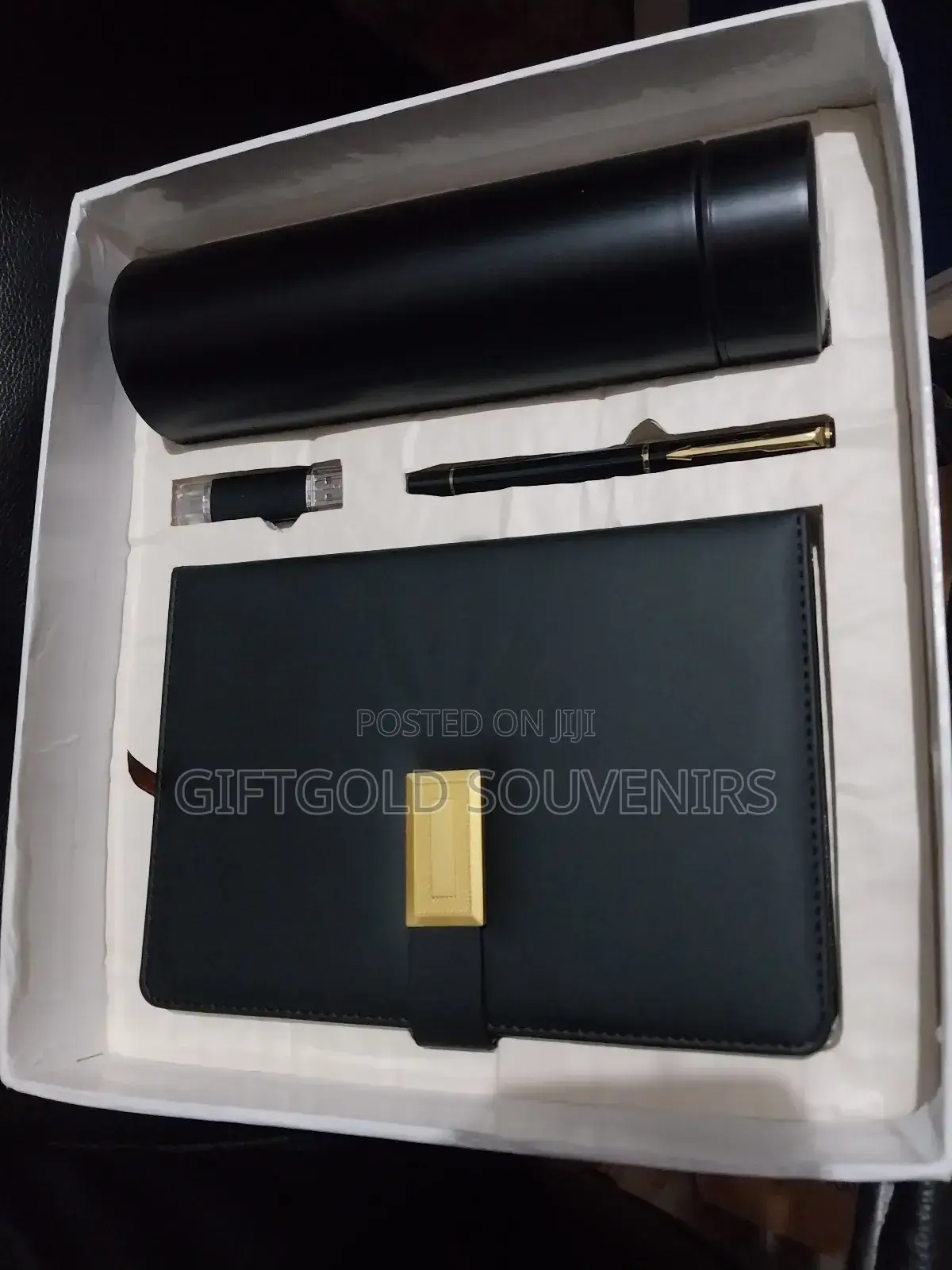 4 in 1 Corporate Business Gift Set-Black