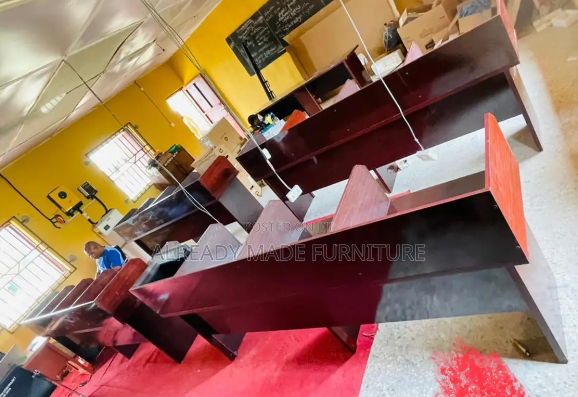 Computer Shelf (4 Cubicles)
