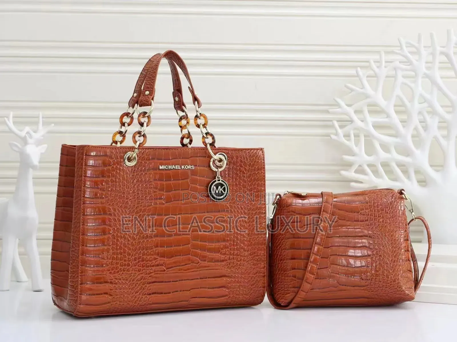 Pure Quality Luxury Women's Handbags Michael Kors Well Banded Package