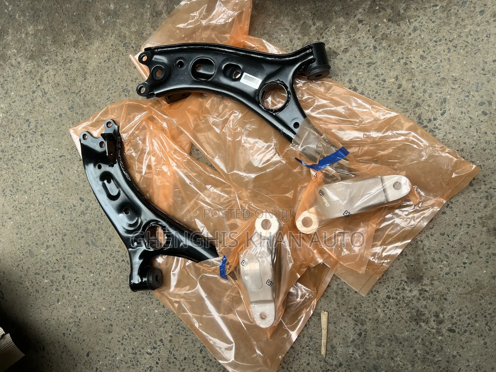 Front Lower Arms / Control Arms 2023/2024/2025 Hrv