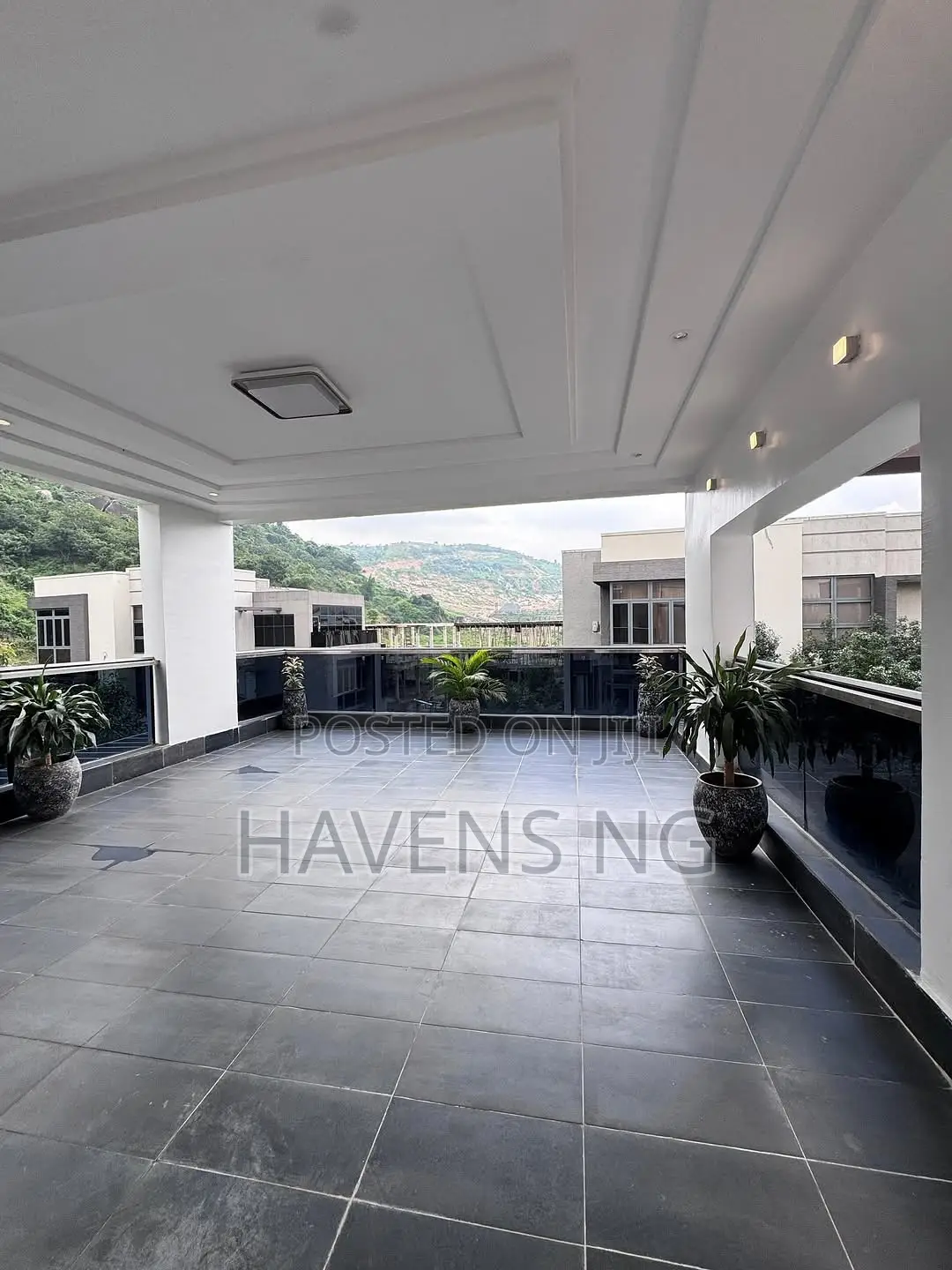 Furnished 5bdrm Duplex in Katampe Extension for sale