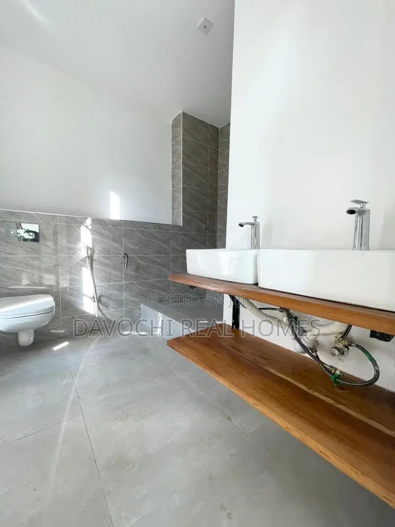 4bdrm Duplex in Ikate for rent