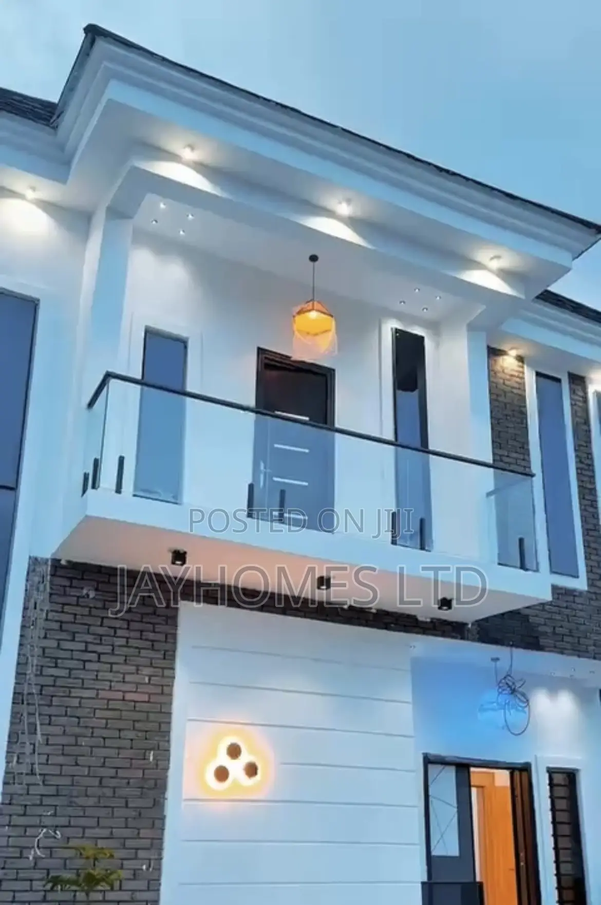 5 Bedroom Standard Duplex With Swimming Pool for Sale in Asaba
