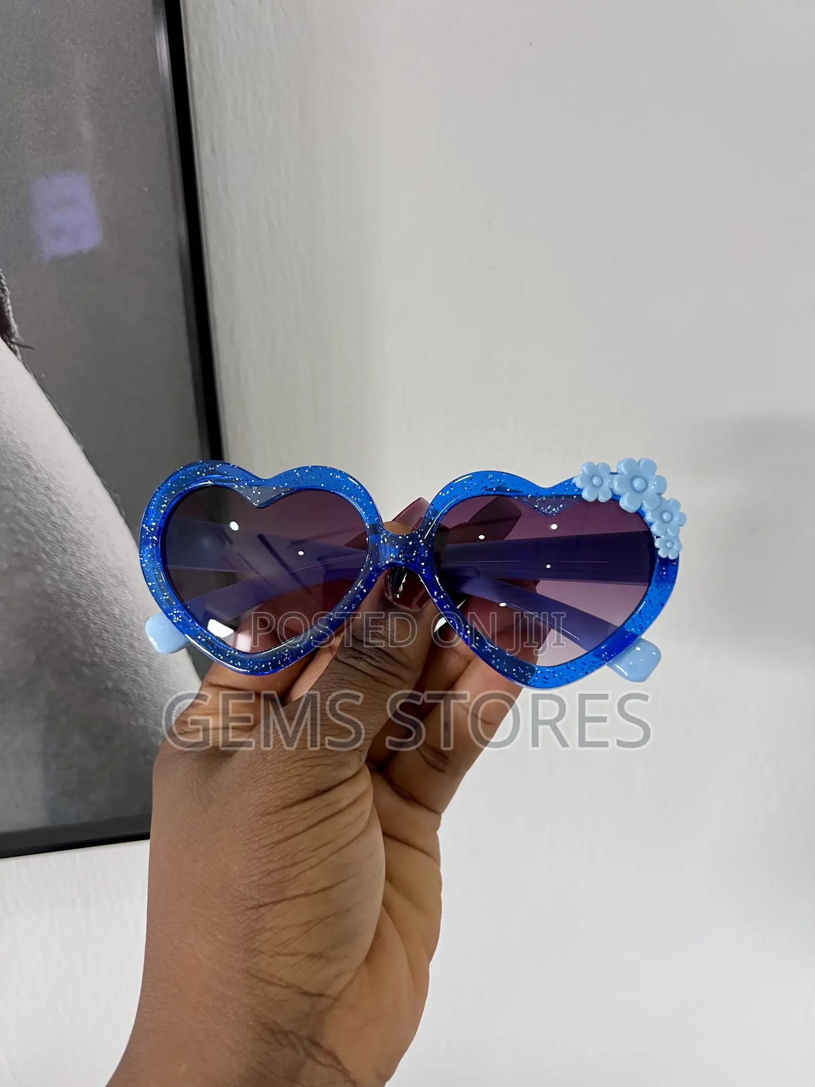 Kids' Glitter Heart Sunglasses With Flower Detail - Uv 400 (3 Colors)