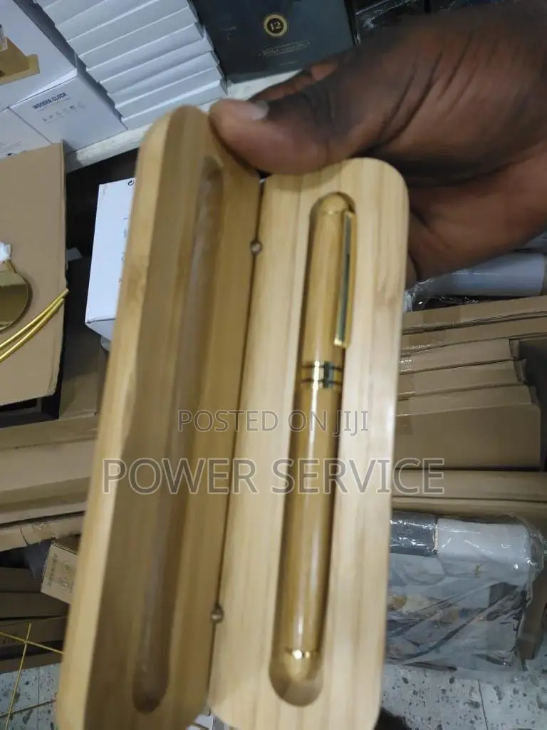New Amazing Wooden Pen 1pcs for Gift