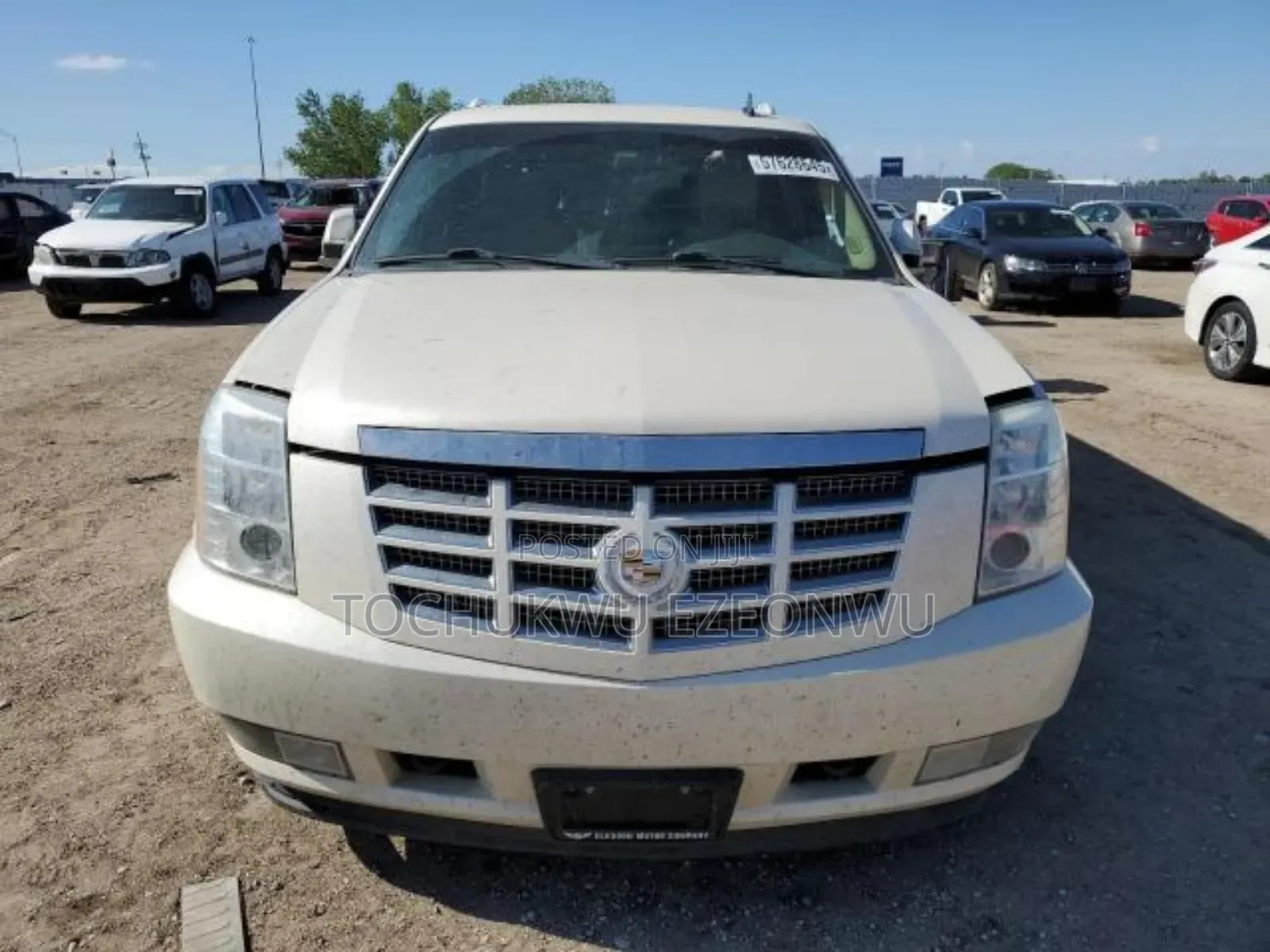 Cadillac Escalade ESV 2012 White