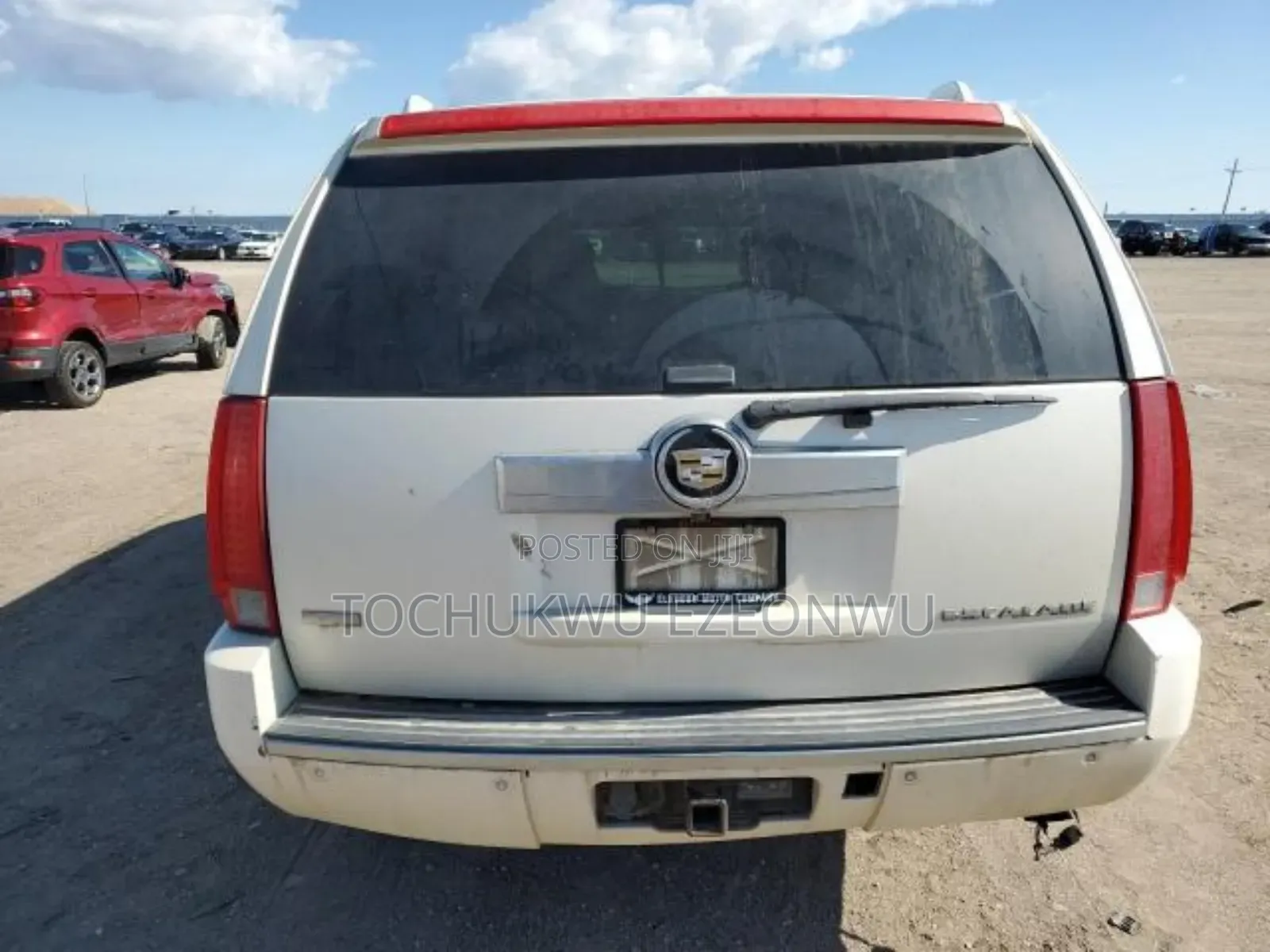 Cadillac Escalade ESV 2012 White