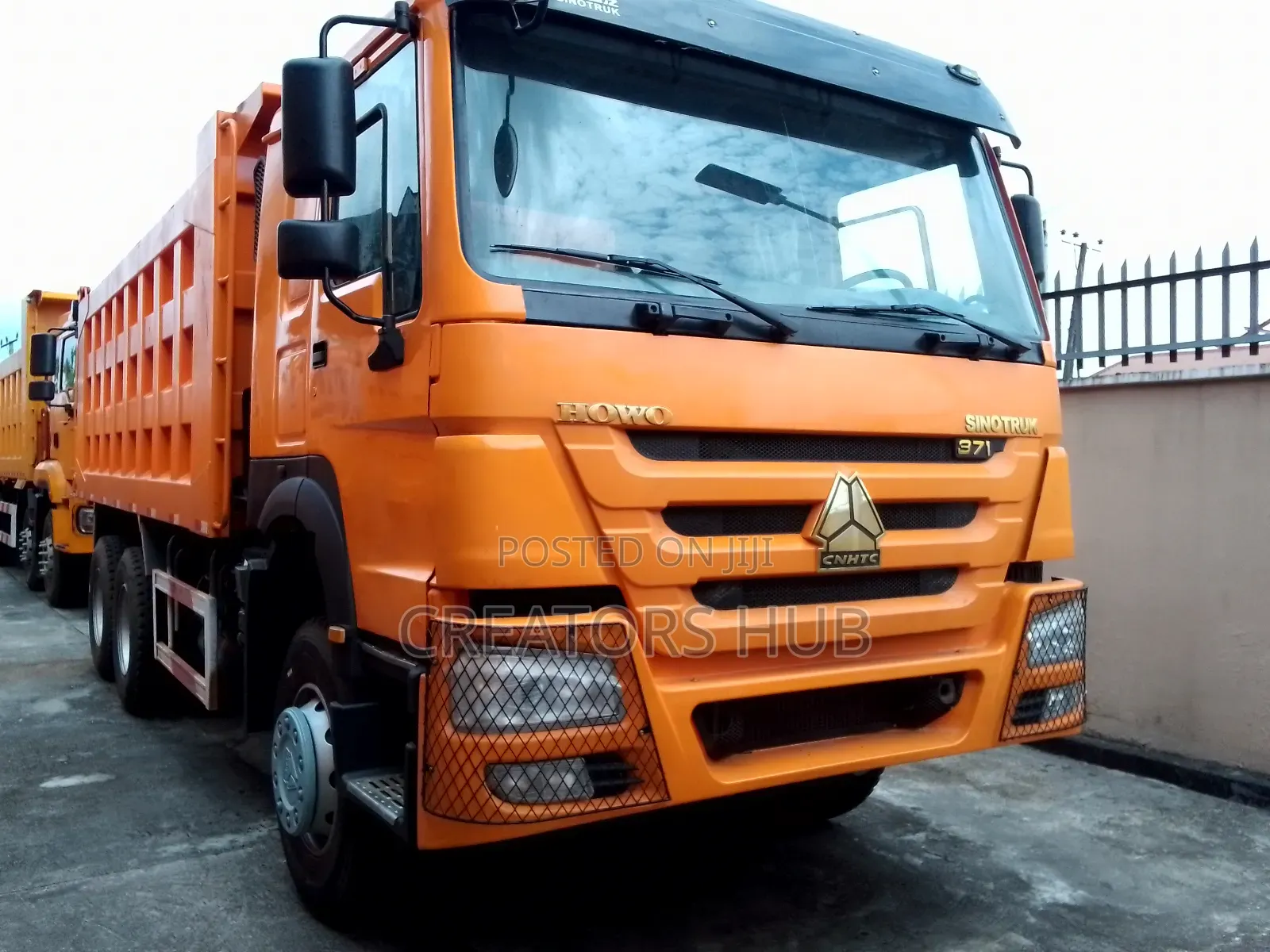 Howo Sino 10 Tyres Tipper Truck