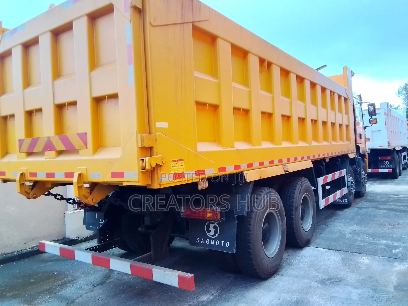 Howo Sino 10 Tyres Tipper Truck