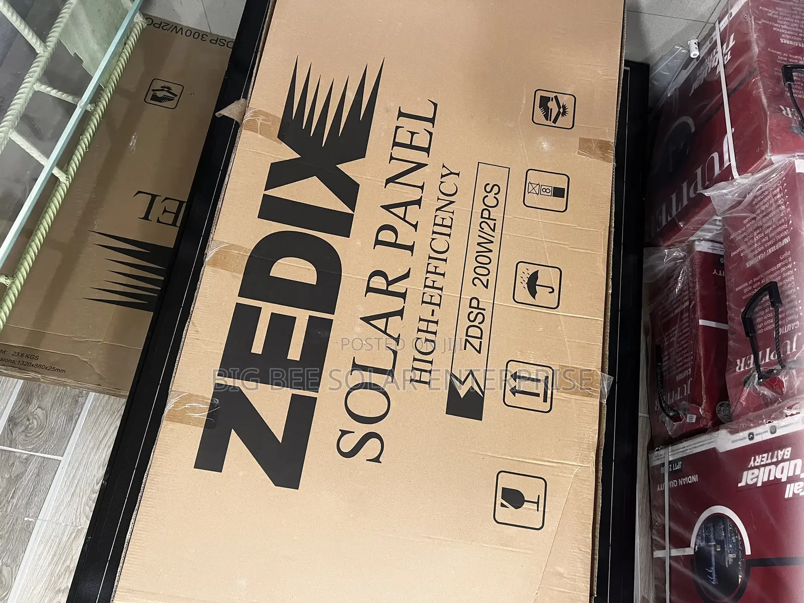 200w Zedix Solar Panel