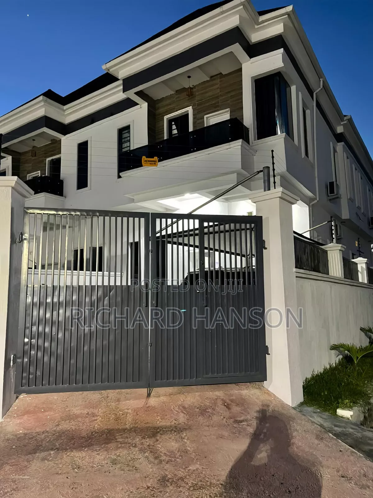 Furnished 4bdrm Duplex in Lekki Phase 2 for rent