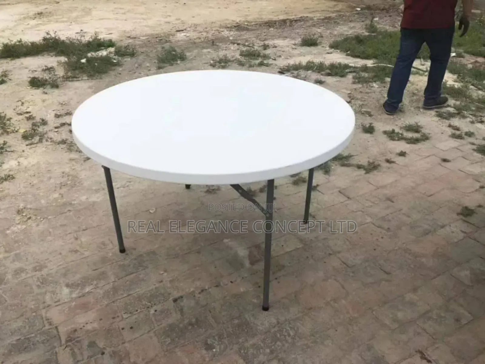 Classic Circular Event Table