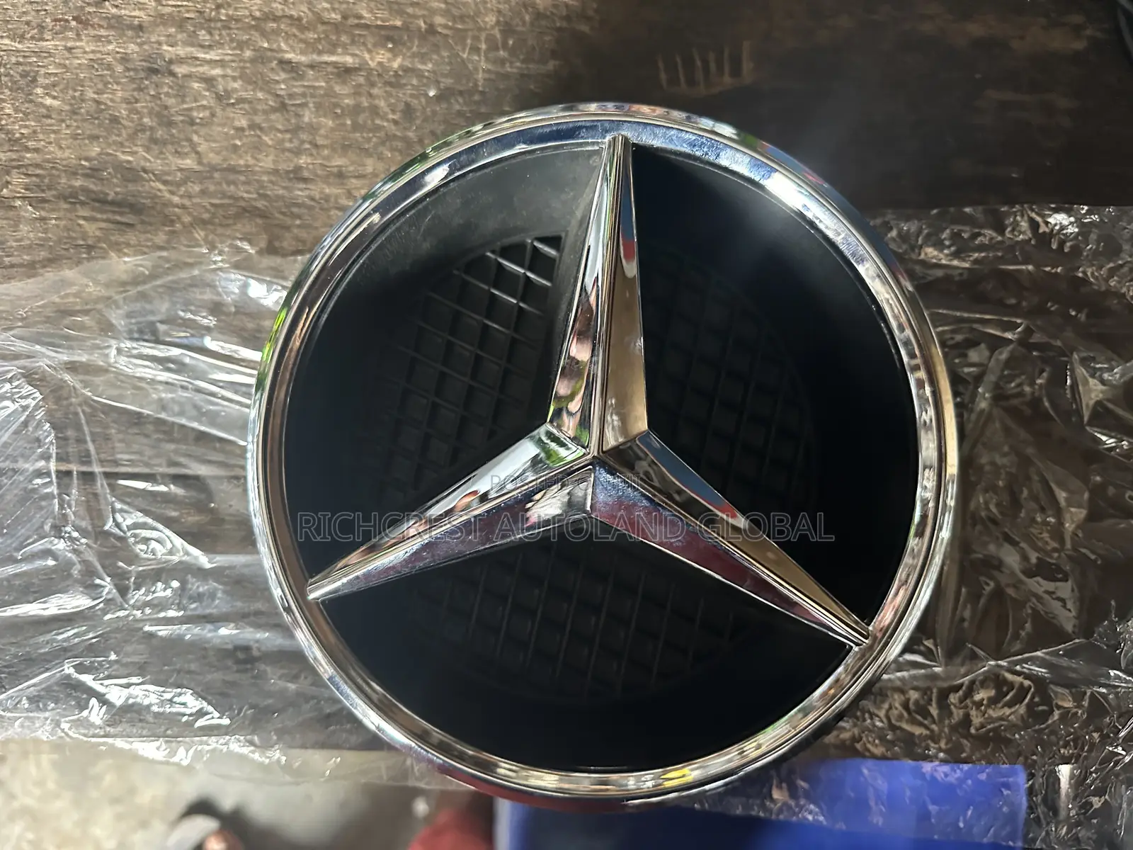 Mercedes Benz Front Grille Logo