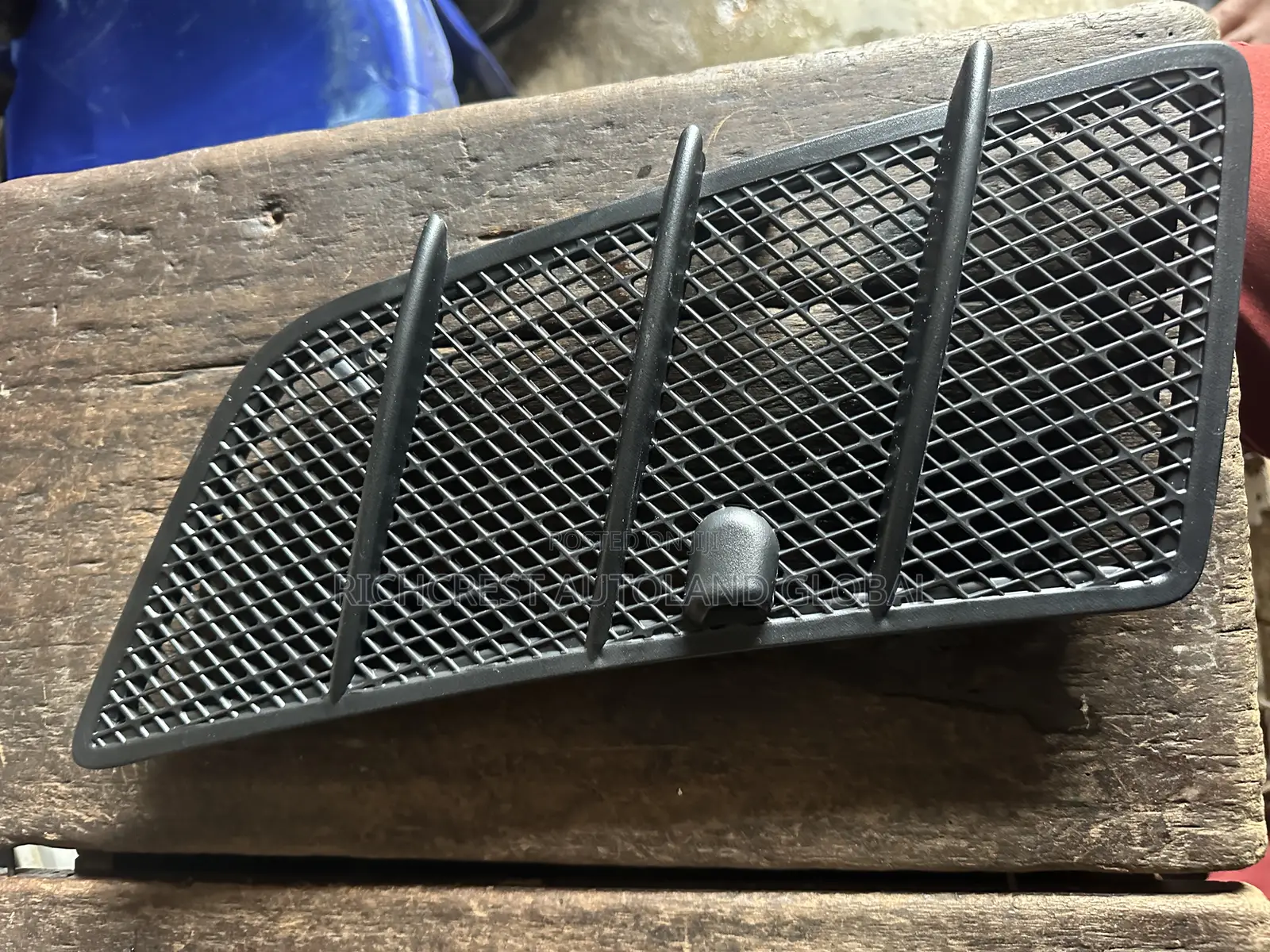 Mercedes Benz Ml350 2010 Model Bonnet Grille
