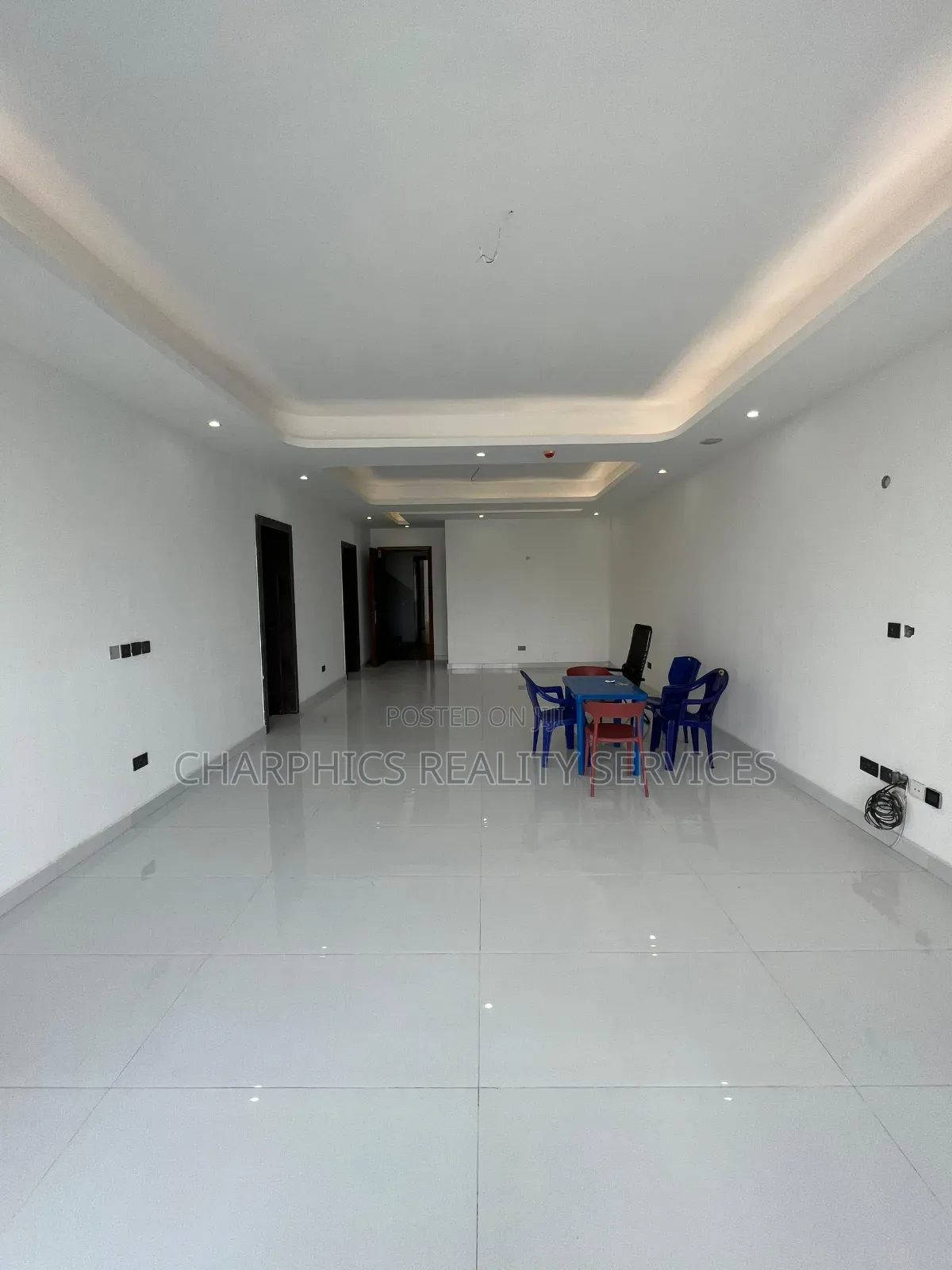 2bdrm Apartment In Lekki Phase 1 For Sale