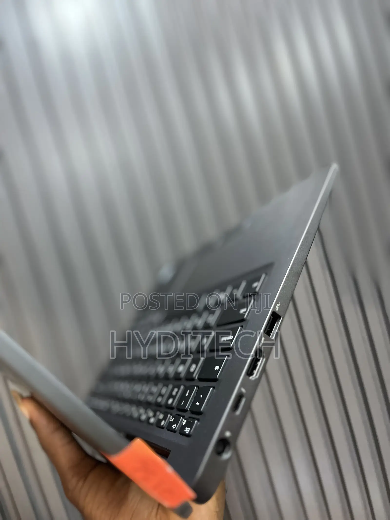 Laptop Dell Latitude 7400 8GB Intel Core i5 SSD 256GB