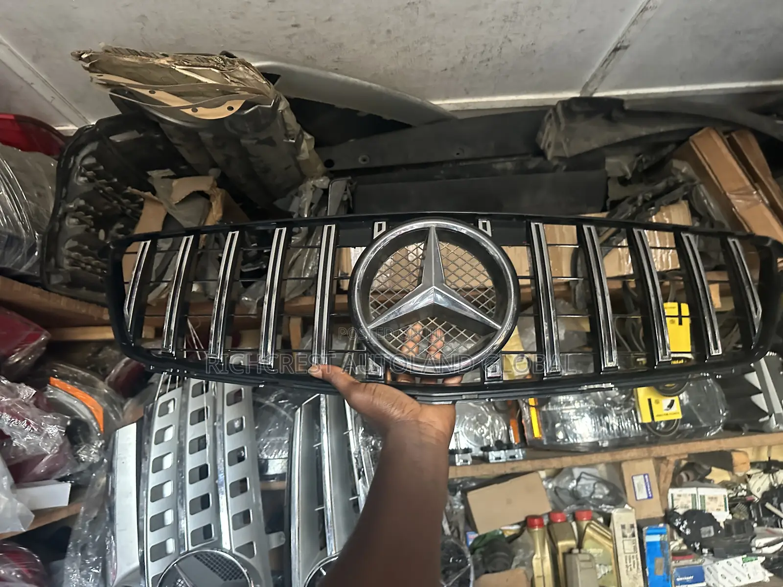 Mercedes Benz C300 2010 Front Grille