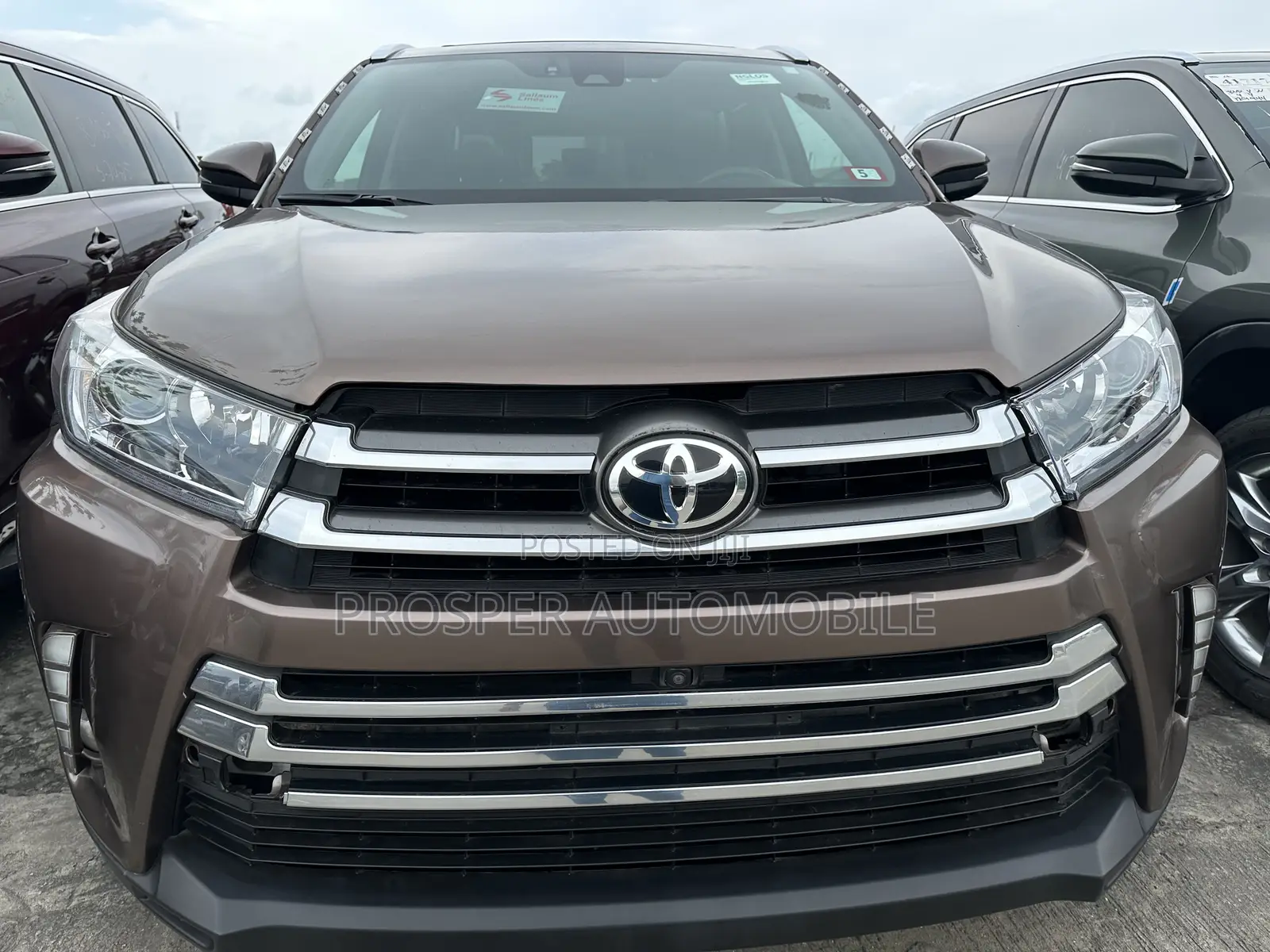 Toyota Highlander Limited 4x4 V6 (3.5L 6cyl 8A) 2017 Ivory