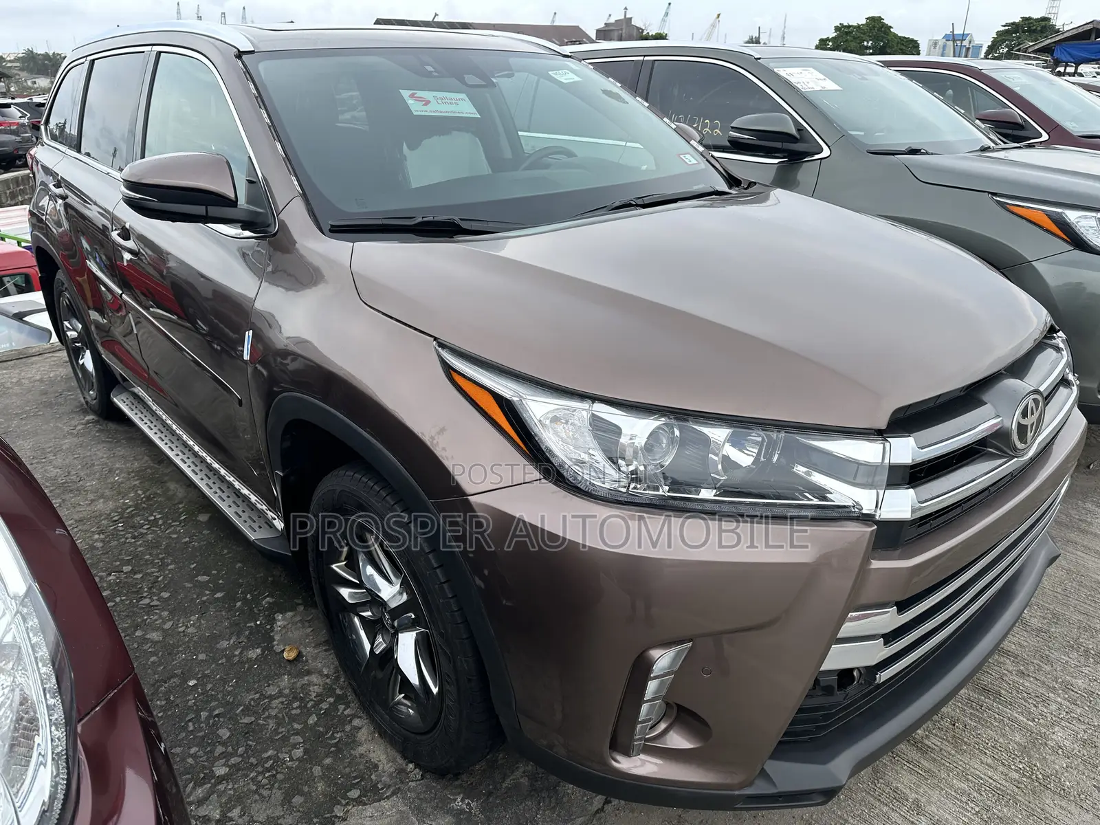 Toyota Highlander Limited 4x4 V6 (3.5L 6cyl 8A) 2017 Ivory