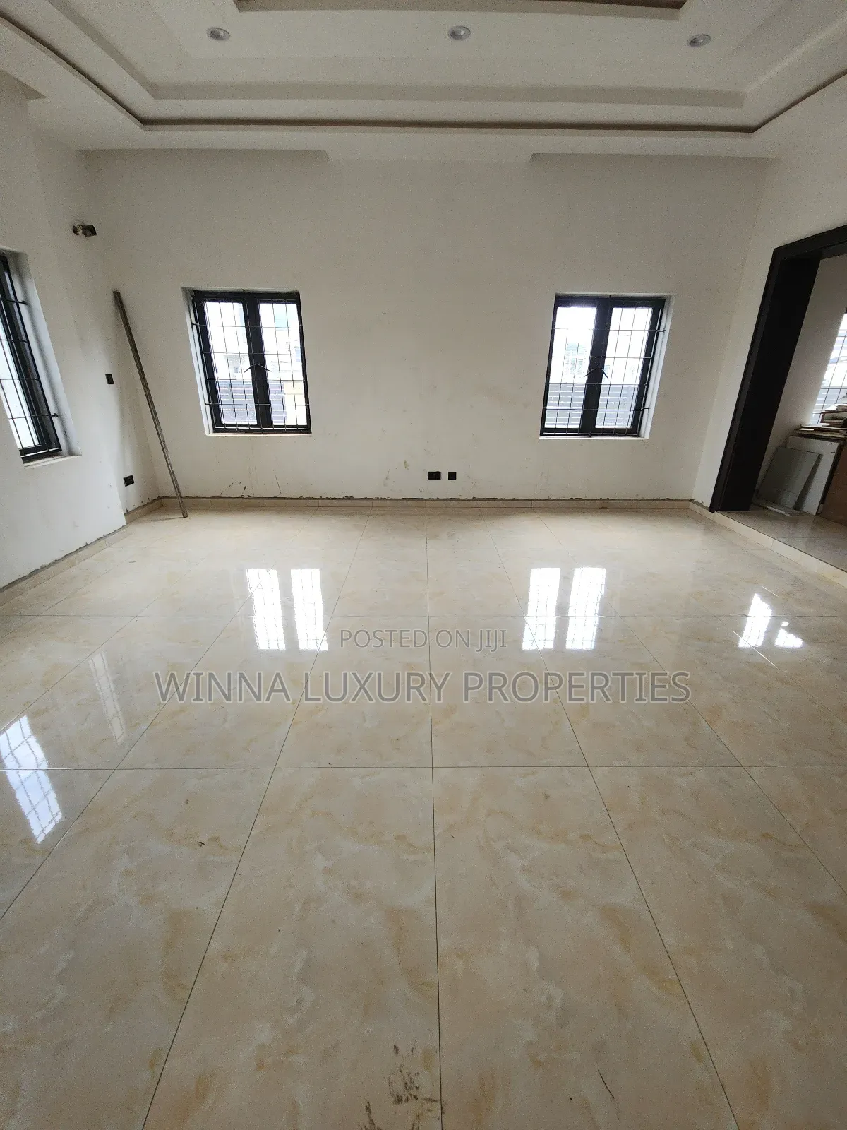 5bdrm Duplex in Sun Rise Estate...., Lugbe District for sale