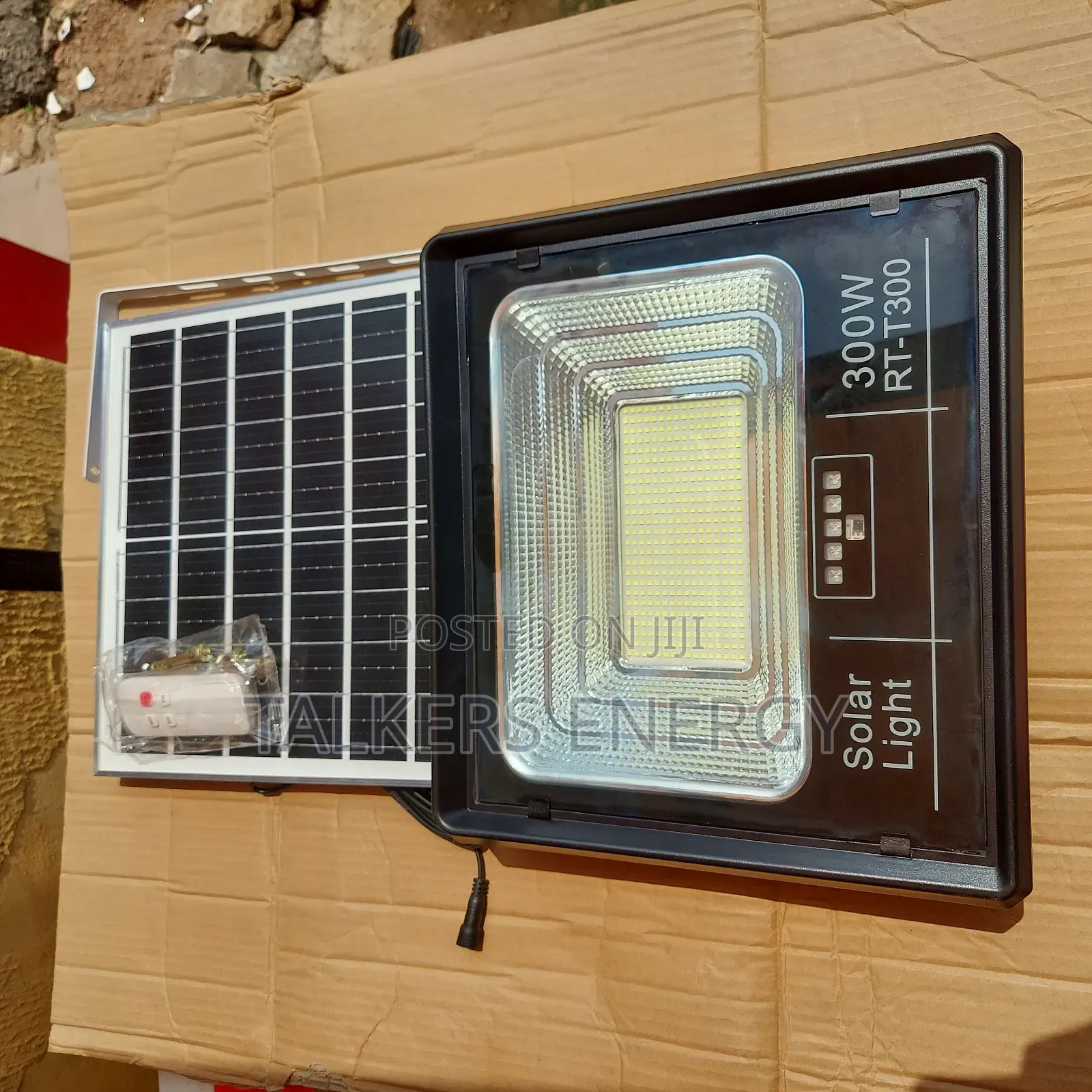 300w Waterproof Solar Light Rt-T300 for Compounds
